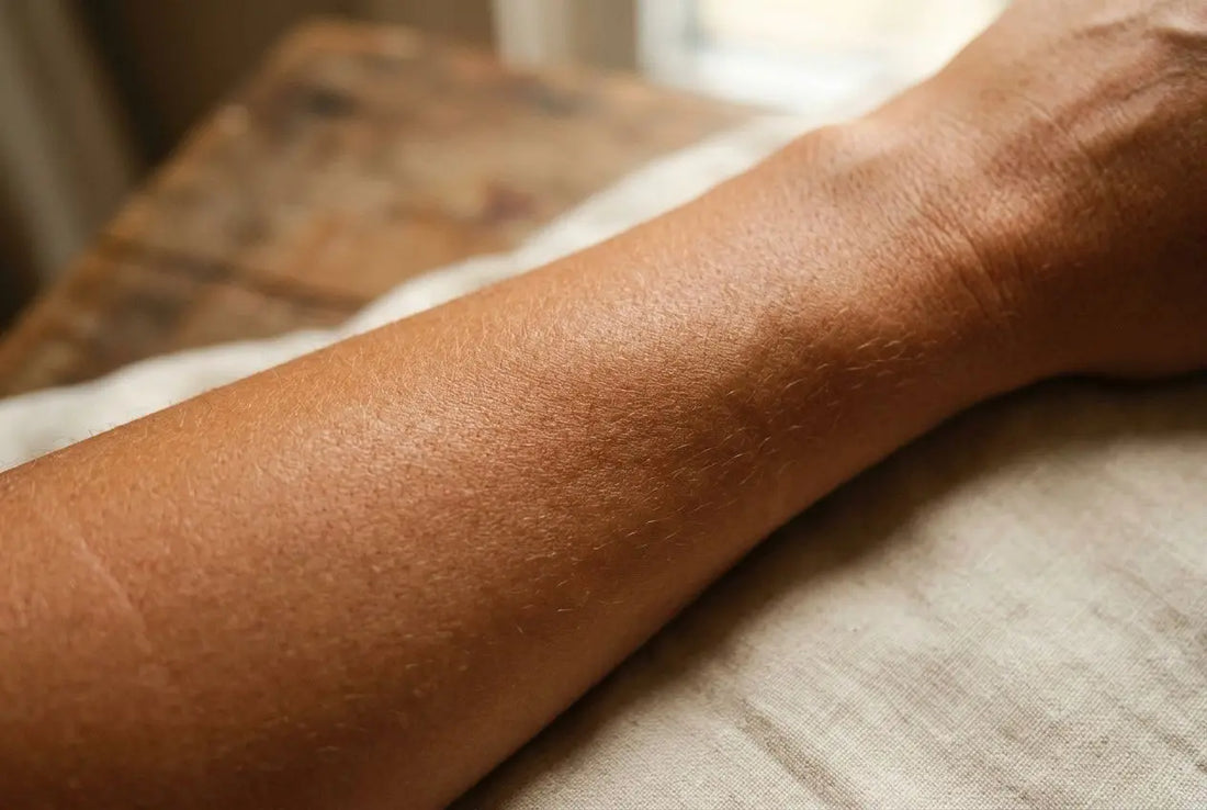 Wie lange hält Selbstbräuner auf der Haut? Tipps für deinen Teint